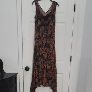 Brown and Black Sleeveless V-Neck Sheath Dress